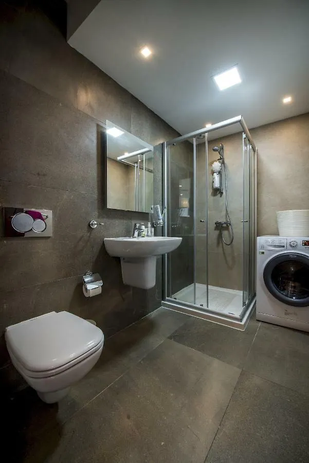 Stylish Seaview Apartment In A Prime Location Sliema