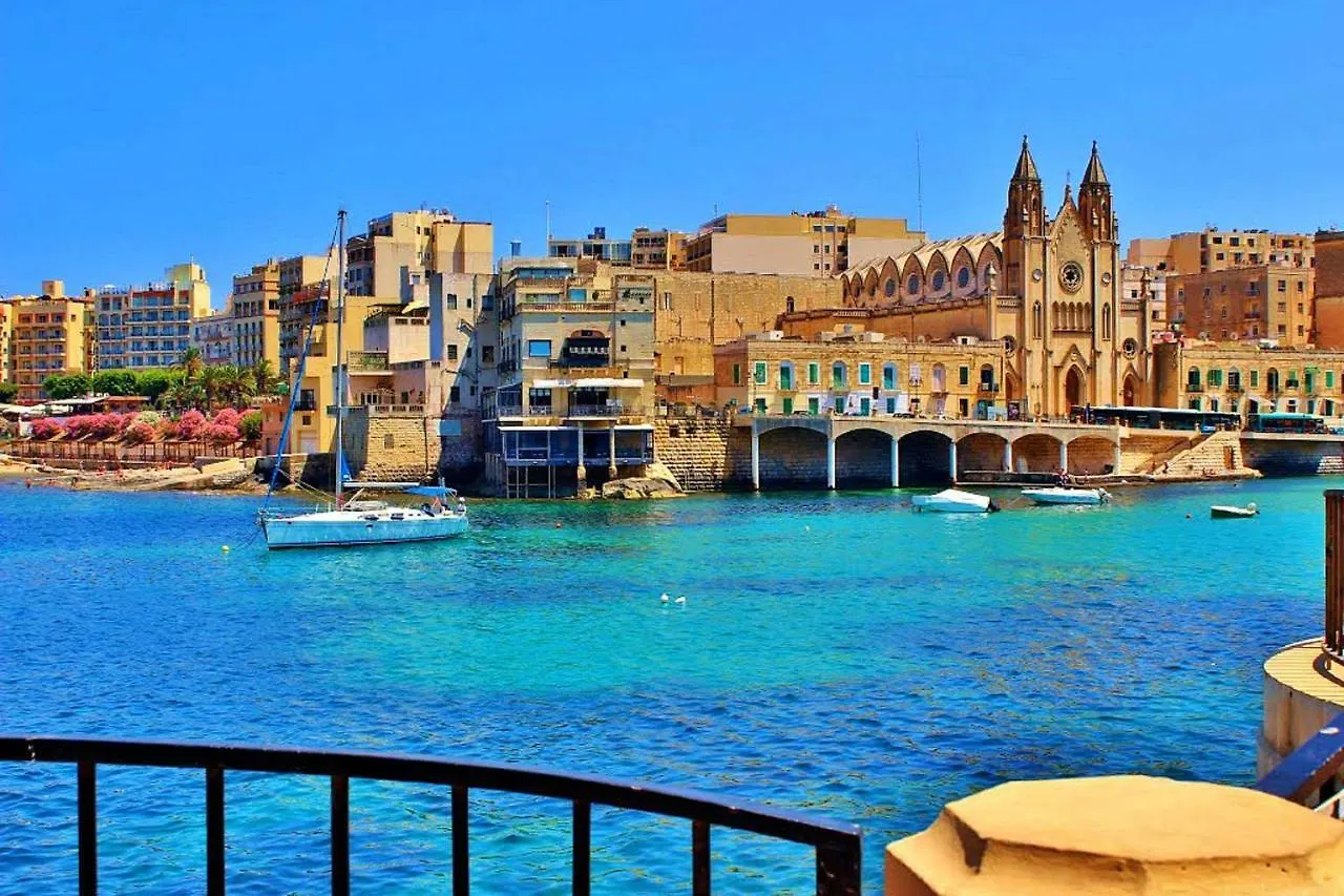 Stylish Seaview Apartment In A Prime Location Sliema 0*,  Malta
